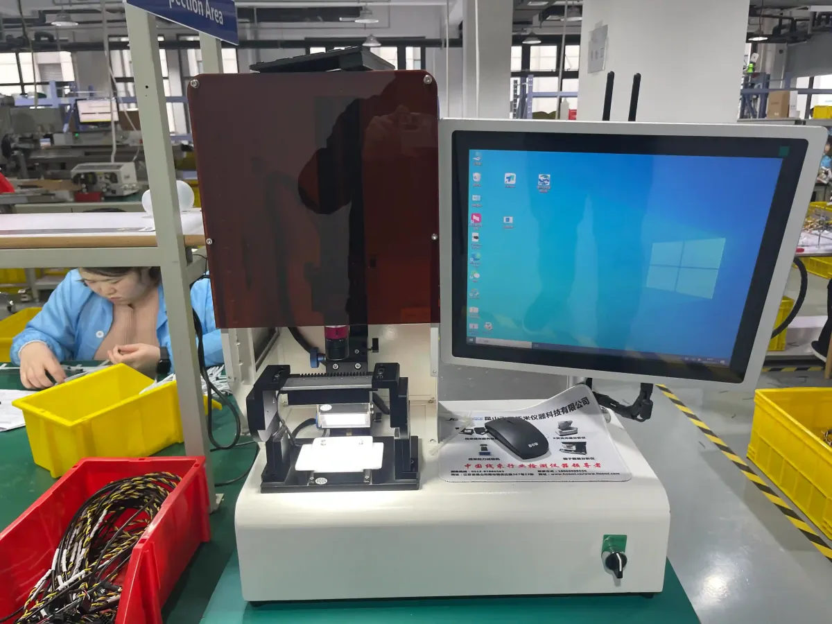 Testapparatuur voor kabelassemblages